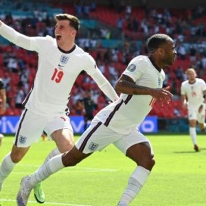Big Match Euro Group D: Inggris Atasi Kroasia Lewat Gol Tunggal Sterling