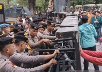 1.045 Personel Gabungan Amankan Aksi Unjuk Rasa di Gambir