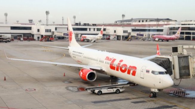Cuaca Buruk, Lion Air Rute Pontianak Mendarat Darurat di Batam