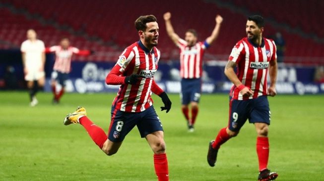 Los Colchoneros Kokoh di Puncak, Sikat Sevilla 2-0