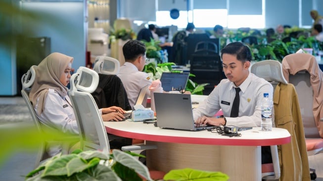 WFH Segera Berlaku, Airlangga: Tunggu Penetapan