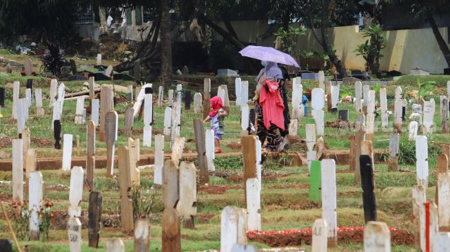Meski Kasus Harian Turun, Angka Kematian Akibat Covid-19 Masih Tinggi