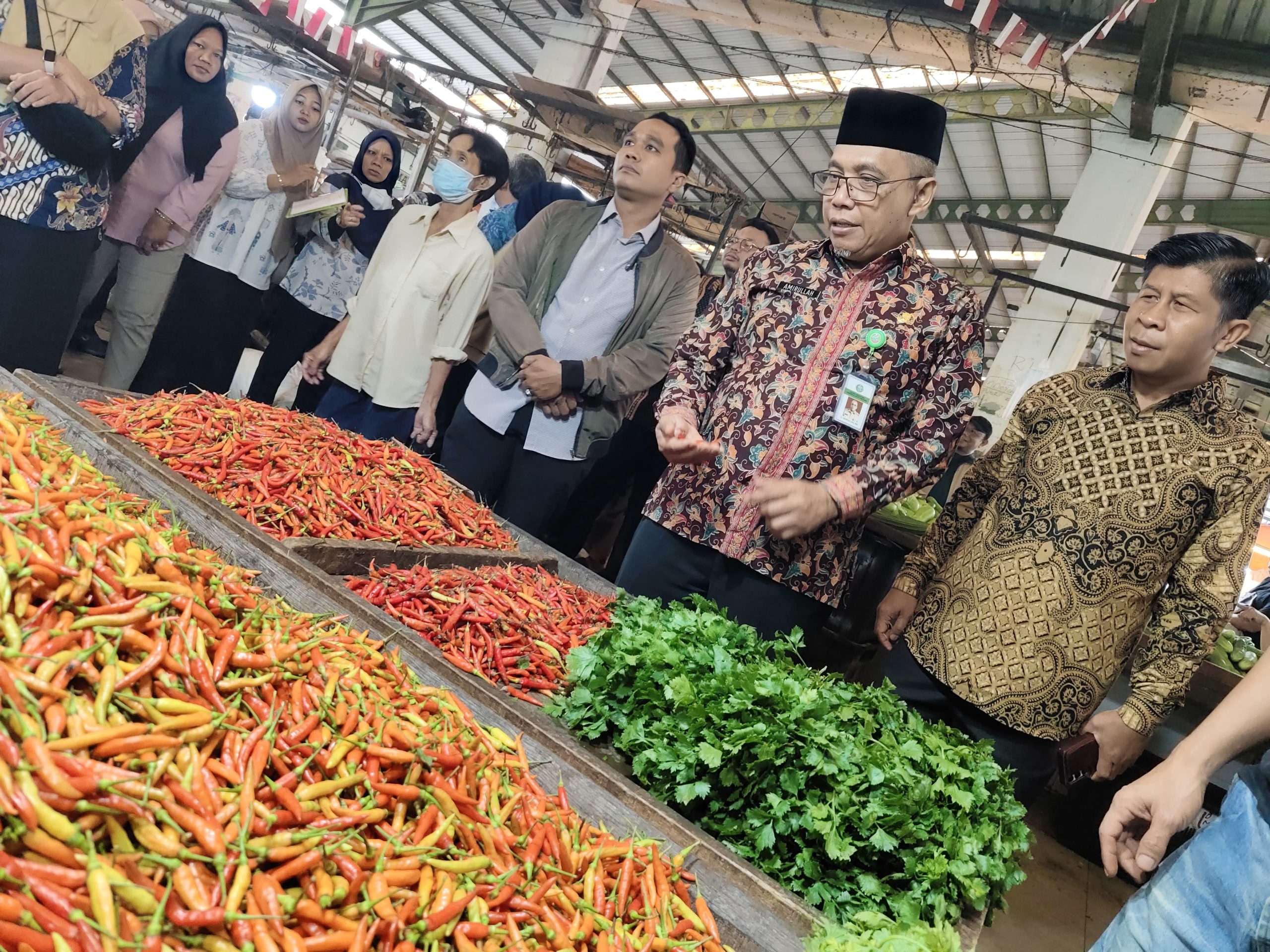 Cek Harga Pangan Jelang Imlek di Pasar Flamboyan, Sekda Pontianak: Harga Bapok Masih Stabil