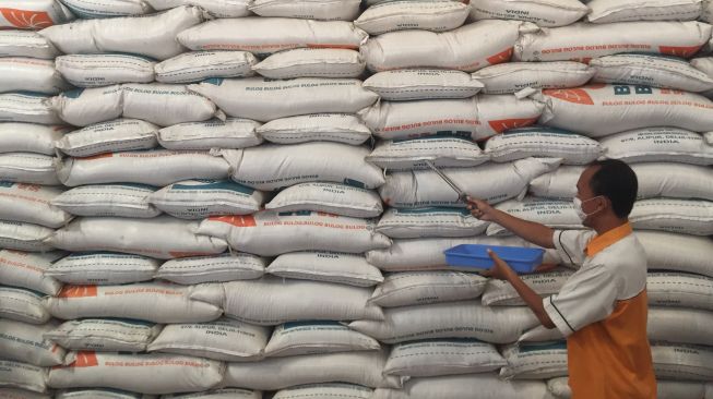 Aneh, Stok Berlimpah Tapi Pemerintah Mau Impor Beras 1 Juta Ton