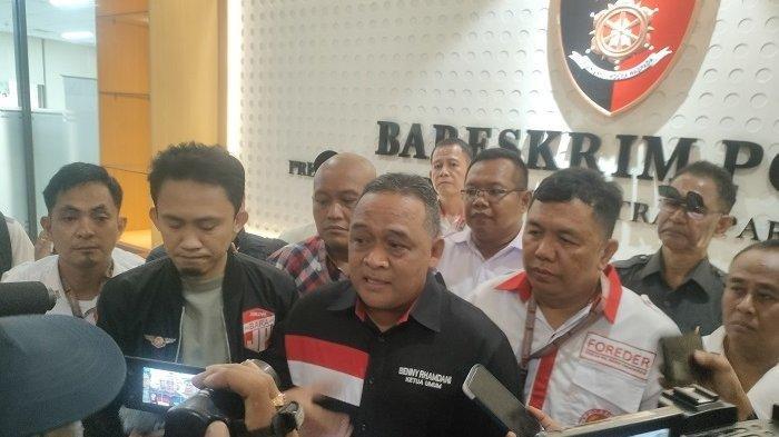 Rocky Gerung Dilaporkan ke Bareskrim Polri atas Dugaan Penghinaan terhadap Presiden Jokowi dan Provokasi Aksi Massa