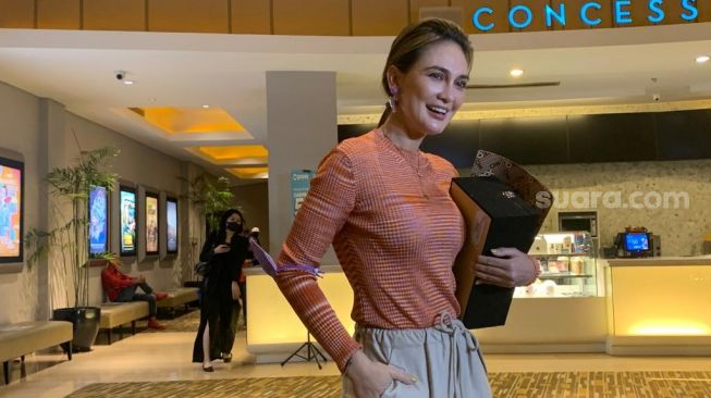 Raih Pendanaan US$5 Juta, Startup Milik Luna Maya Sasar Kosmetik Harga Terjangkau