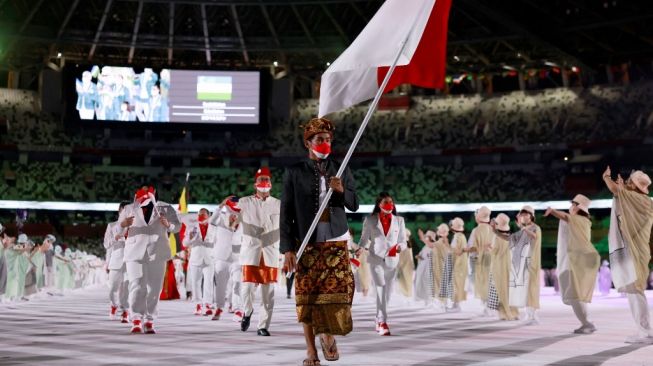 Dipimpin Rio Waida, Kontingen Indonesia Tampil Gagah di Pembukaan Olimpiade Tokyo