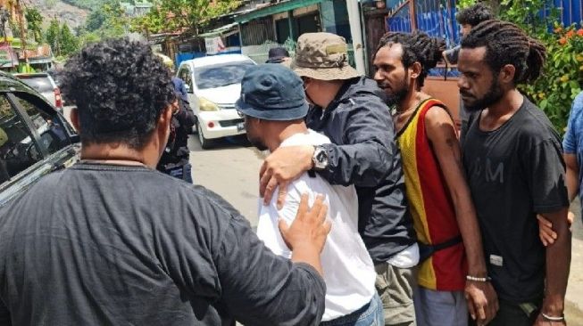 Jefry Wenda dan 3 Aktivis Papua Masih Ditahan Polisi Usai Aksi Demo Tolak Otsus