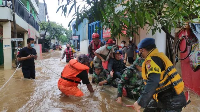 Tahun Baru Dilanda Banjir, 2.751 Warga Sedang Mengungsi di Aceh Timur