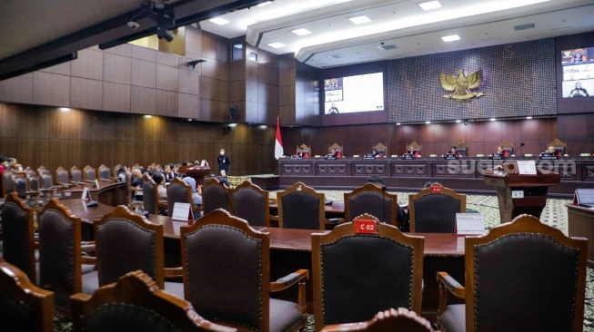 Dissenting Opinion Penentuan Batas Usia Capres-cawapres Tak Diatur Konstitusi, Hakim MK Guntur Hamzah: Tapi Tafsir