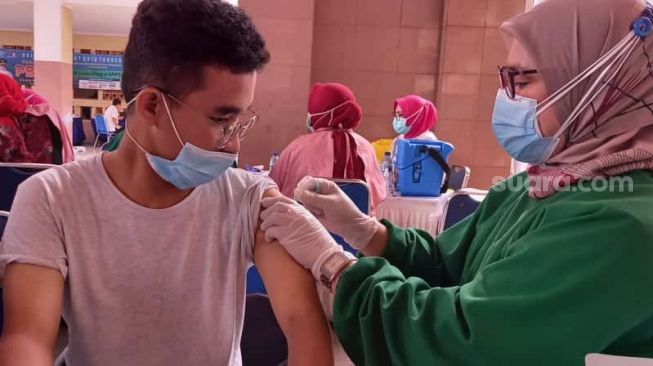 10,49 Juta Penduduk Indonesia Sudah Disuntik Vaksin Covid-19