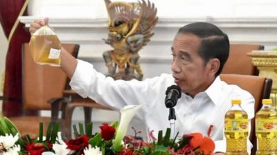 Gegara Minyak Goreng, Jokowi, Airlangga, hingga Mendag Lutfi Disomasi