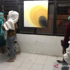 Langgar Syariat, Belasan Perempuan Aceh Diciduk Satpol PP di Kafe