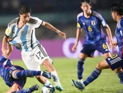 Piala Dunia U-17 2023: Jepang Tak Berdaya, Dihabisi Argentina 3-1 di Stadion Si Jalak Harupat