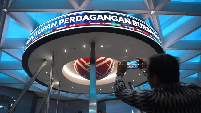 IHSG Ditutup Melemah Tipis di Tengah Ketegangan Global