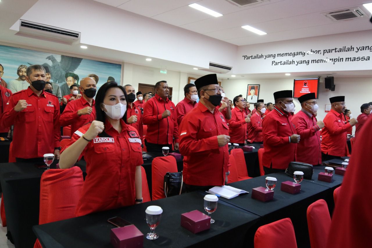 Dukung Gerakan Menanam Pendamping Beras, Karolin: Jagung Menjadi Makanan Pendamping Beras