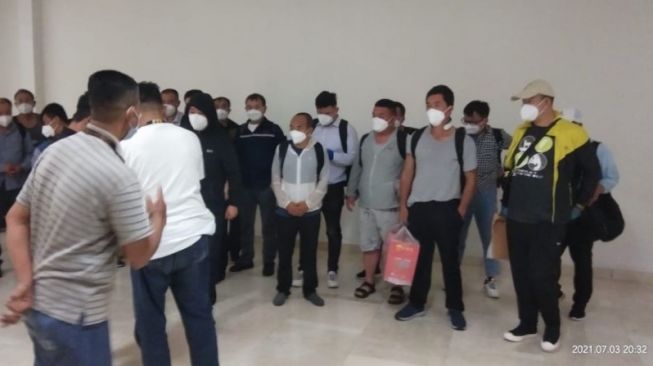 Ditjen Imigrasi Izinkan Puluhan TKA China Datang saat PPKM Darurat, Ini Alasannya