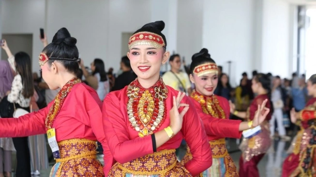 Indonesia Menari 2025: Menyatukan Langkah, Merayakan Indonesia