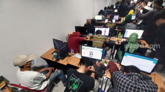 Ternyata 95 Persen Pinjol di Indonesia Ilegal