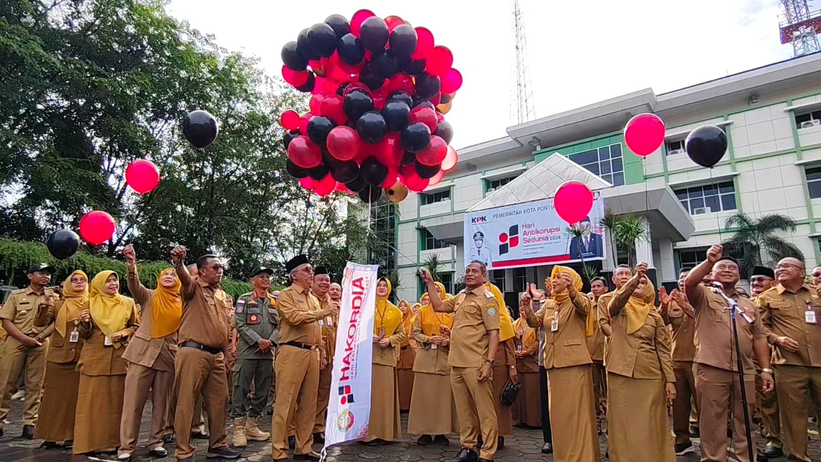 Apel Hari Anti Korupsi Sedunia, Pj Wako Pontianak: Komitmen Berantas Korupsi Mulai dari Diri Sendiri
