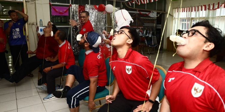ASN Diskominfo Pontianak Meriahkan HUT ke-80 RI dengan Jalan Santai dan Lomba Tradisional