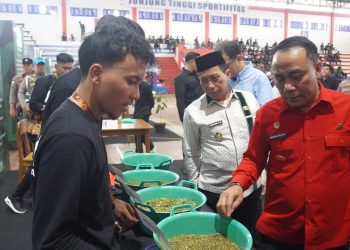 Panggung Inspiratif Petani Kratom Kapuas Hulu