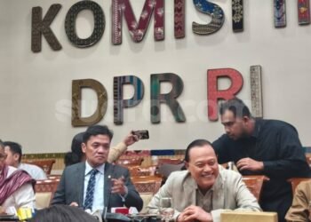 Komisi III DPR Soroti Belum Ditahannya Eks Jampidsus Febrie Adriansyah Meski Berstatus Tersangka