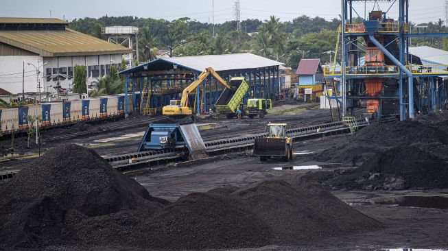 Antisipasi Masa Kritis Energi, Perusahaan Batu Bara Tambah 3,2 Juta Ton Batu Bara ke PLN