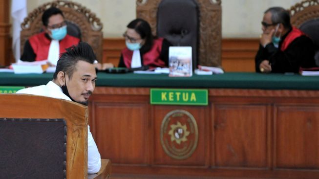 Jerinx SID Percaya Covid-19, Minta Maaf Soal Endorse dan Mau Divaksin