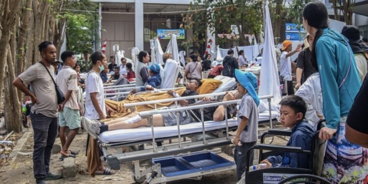 Gempa M7,7 Guncang NTT, 47 Orang Meninggal dan 5.000 Warga Mengungsi