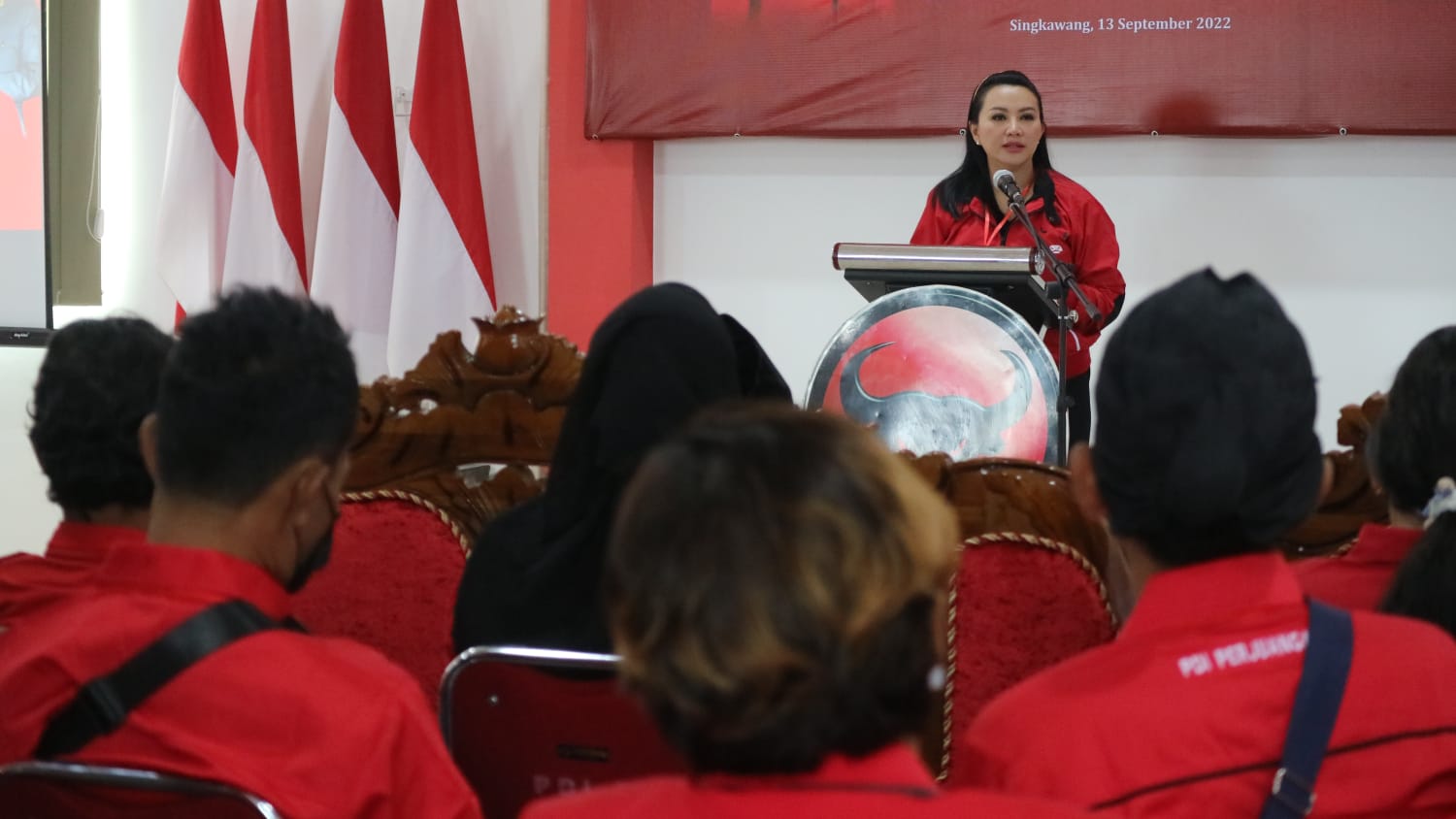 Rakercab PDI Perjuangan Kota Singkawang, Karolin Minta Perkuat Badan dan Sayap Partai