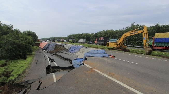 Anggota DPR Minta Tetapkan Tim Penilai Ahli Terkait Tol Cipali Ambles