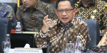 Mendagri Minta Pemda Efisiensi APBD sebelum Mengaku Tak Mampu Bayar Gaji PPPK