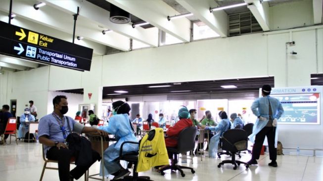 Libatkan Semua Pihak, Kemenkes Yakin Target 2 Juta Dosis Vaksinasi Covid per Hari Tercapai