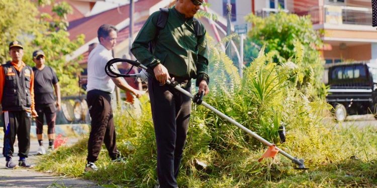 Pontianak Gelar Gotong Royong Massal Serentak di World Cleanup Day 2025