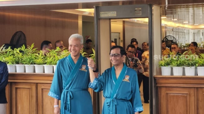 Lakukan Pemeriksaan Kesehatan di RSPAD, Mahfud MD Batuk-batuk