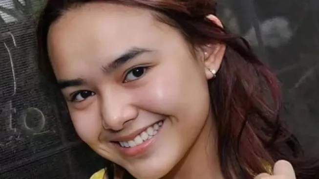 Viral Video Amanda Manopo Dirangkul Mischa Chandrawinata, Warganet: Pacaran atau Konten?