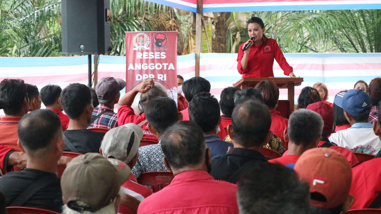 Konsolidasi Partai di Landak, Karolin Minta Kader Bikin Hattrick Menangkan PDIP