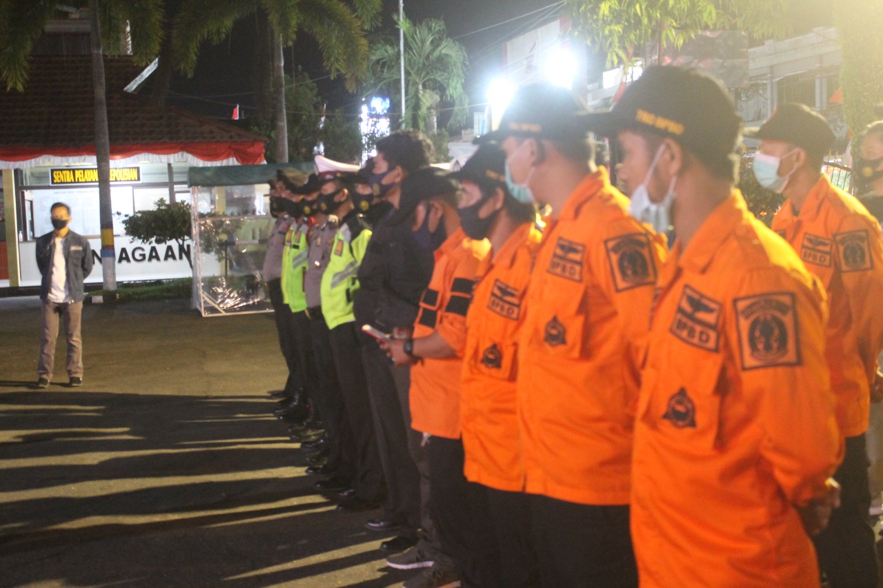 Giat Gabungan Polres Ketapang Imbau Masyarakat Disiplin Protokol Kesehatan