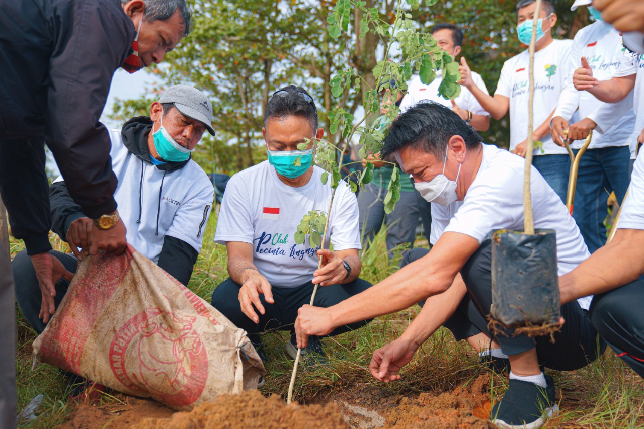 Edi Ajak Warga Peduli dan Cinta Lingkungan