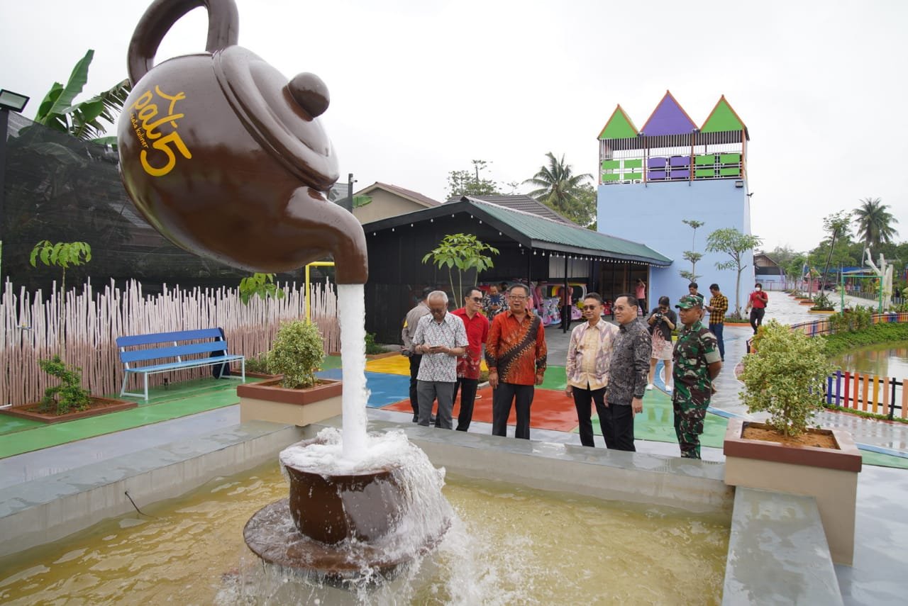 Apresiasi Kehadiran Wisata Kuliner dan Wahana Bermain Pal Lima, Wali Kota Pontianak: Serap Tenaga Kerja dan Dongkrak PAD