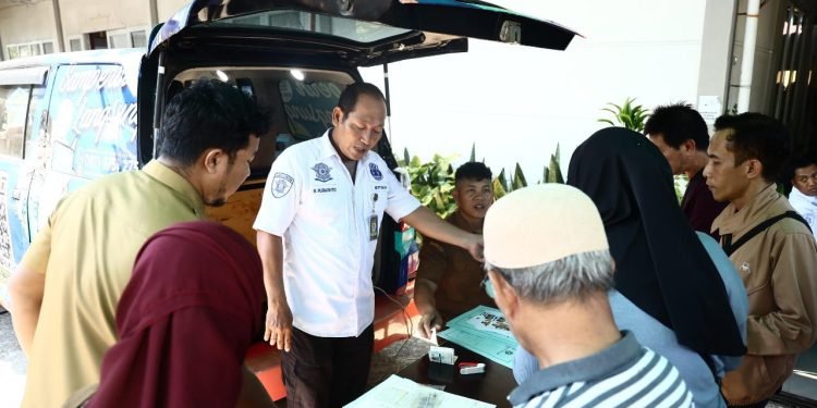 Bapenda Pontianak Sosialisasikan Pembayaran Pajak Daerah di Pontianak Timur