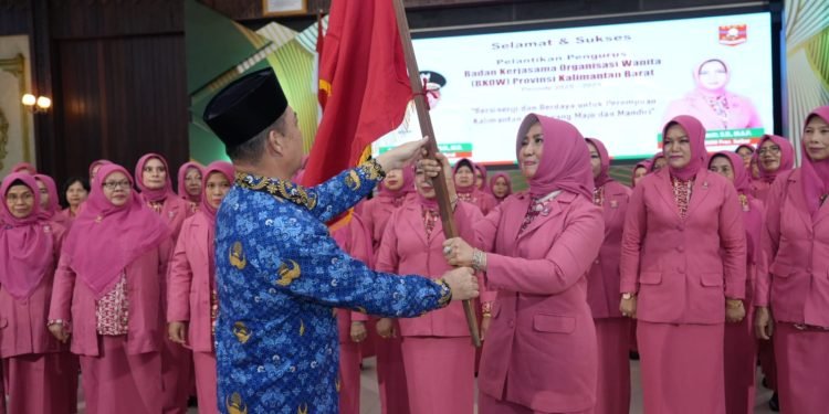 Erlinawati Resmi Pimpin BKOW Kalbar