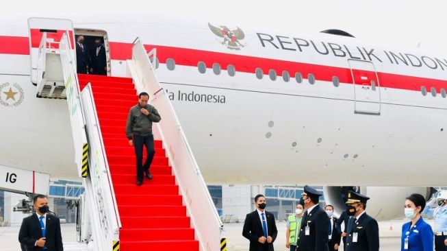 Jalankan Aturan, Moeldoko Sebut Jokowi Akan Karantina Mandiri 3 Hari di Istana Bogor