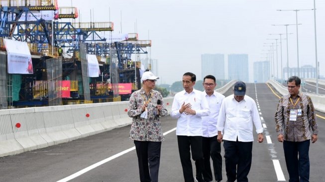 PLN Garap Dua Proyek Listrik Tegangan Tinggi Kereta Cepat
