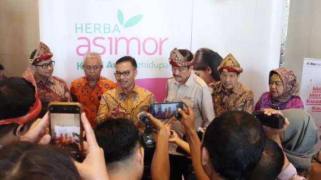 Kejar Terget Penurunan Stunting 14 Persen, Dexa Medica dan BKKBN Edukasi Ribuan Bidan