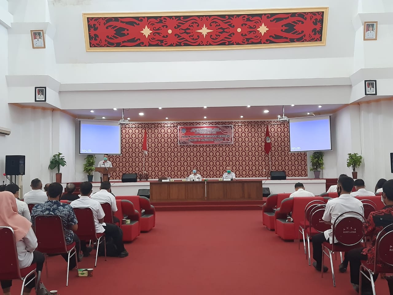 Pemkab Landak Dorong Semua Desa Dirikan BUMDes