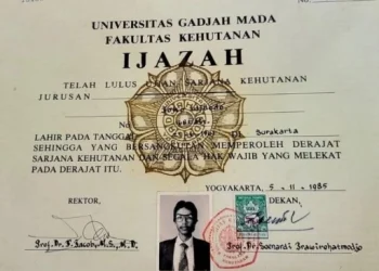 Kronologi Polemik Ijazah Jokowi: Dari Gugatan Hukum hingga Drama Politik