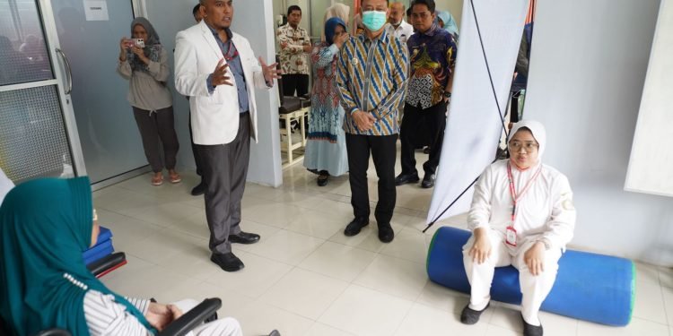 SiGerak RSUD SSMA Pontianak: Langkah Nyata Pulihkan Harapan Pasien Stroke