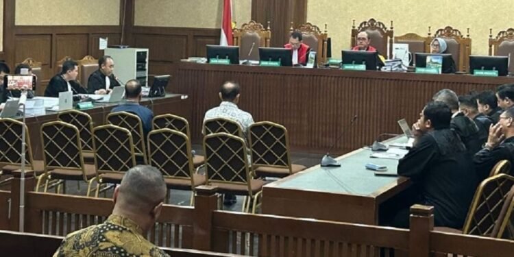 Tiga Mantan Pejabat Bea Cukai Dituntut hingga 11,5 Tahun Penjara dalam Kasus Suap Impor Barang Tiruan